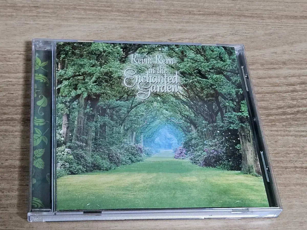 Kevin Kern - In The Enchanted Garden (CD